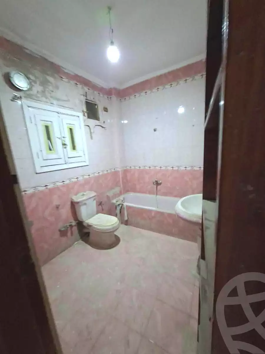 https://aqarmap.com.eg/ar/listing/7210686-for-sale-cairo-helwan-sherif-st