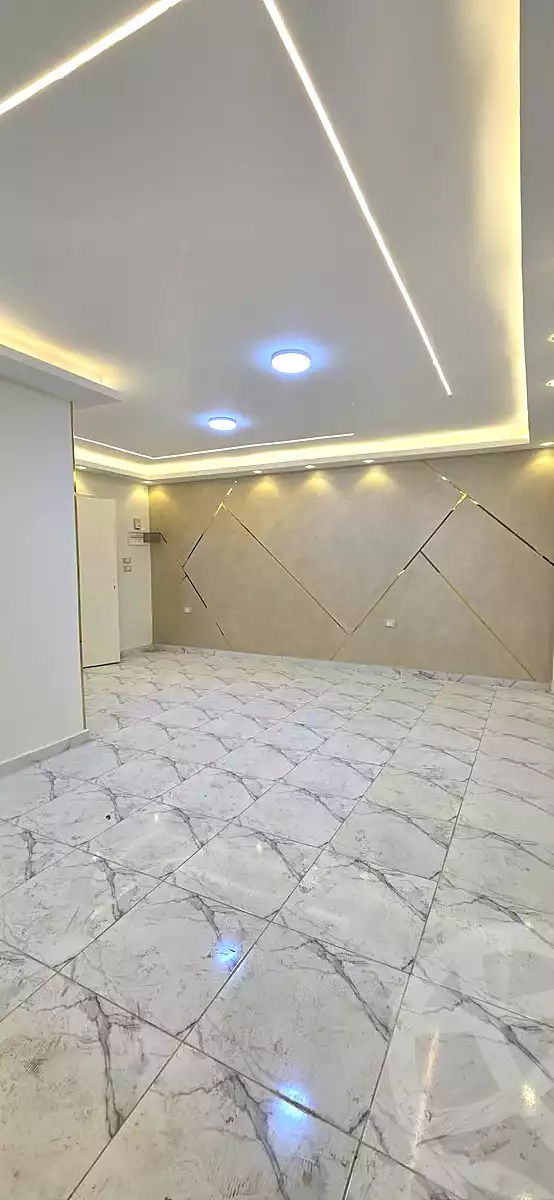 https://aqarmap.com.eg/ar/listing/7210738-for-sale-cairo-helwan-mohamed-sayed-ahmed-st