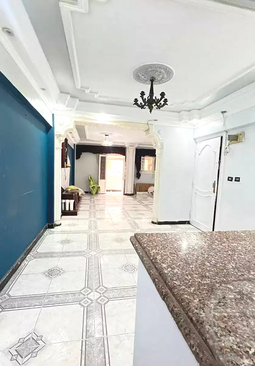 https://aqarmap.com.eg/ar/listing/7210748-for-rent-alexandria-sydy-bshr-sydy-bshr-bhry-shr-mhmwd-l-yswy