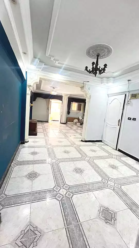 https://aqarmap.com.eg/ar/listing/7210878-for-rent-alexandria-sydy-bshr-sydy-bshr-bhry-shr-mhmwd-l-yswy