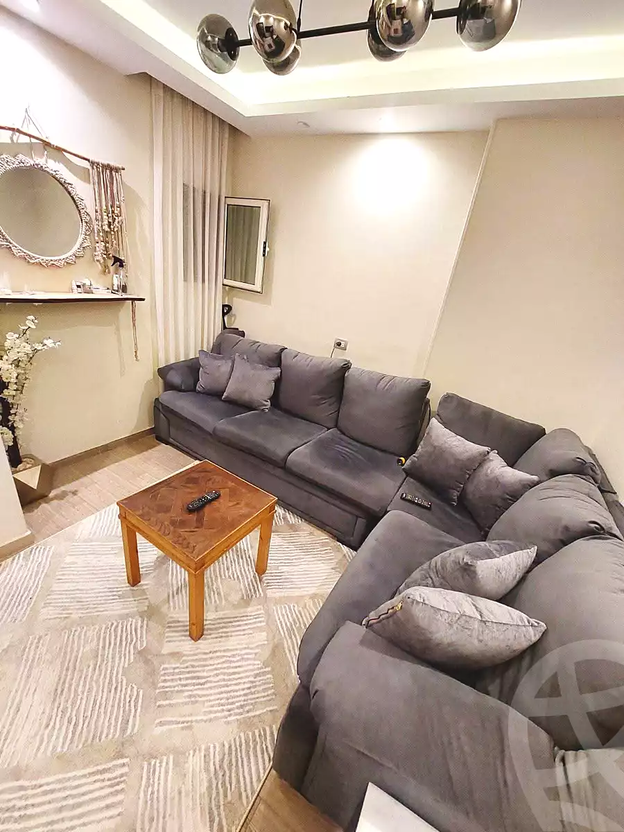 https://aqarmap.com.eg/ar/listing/7211021-for-sale-cairo-ain-shams-el-naam-mohammed-ezzat-tamom-st