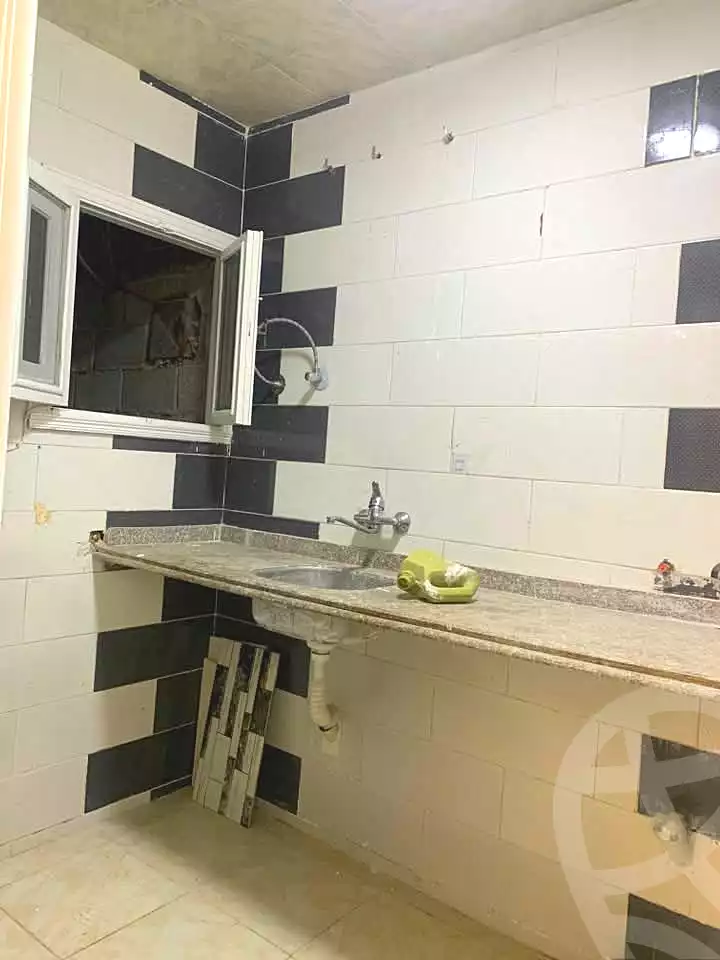 https://aqarmap.com.eg/en/listing/7194084-for-sale-alexandria-al-agamy-el-hanouvel-el-shaheed-ahmed-hamdy-st