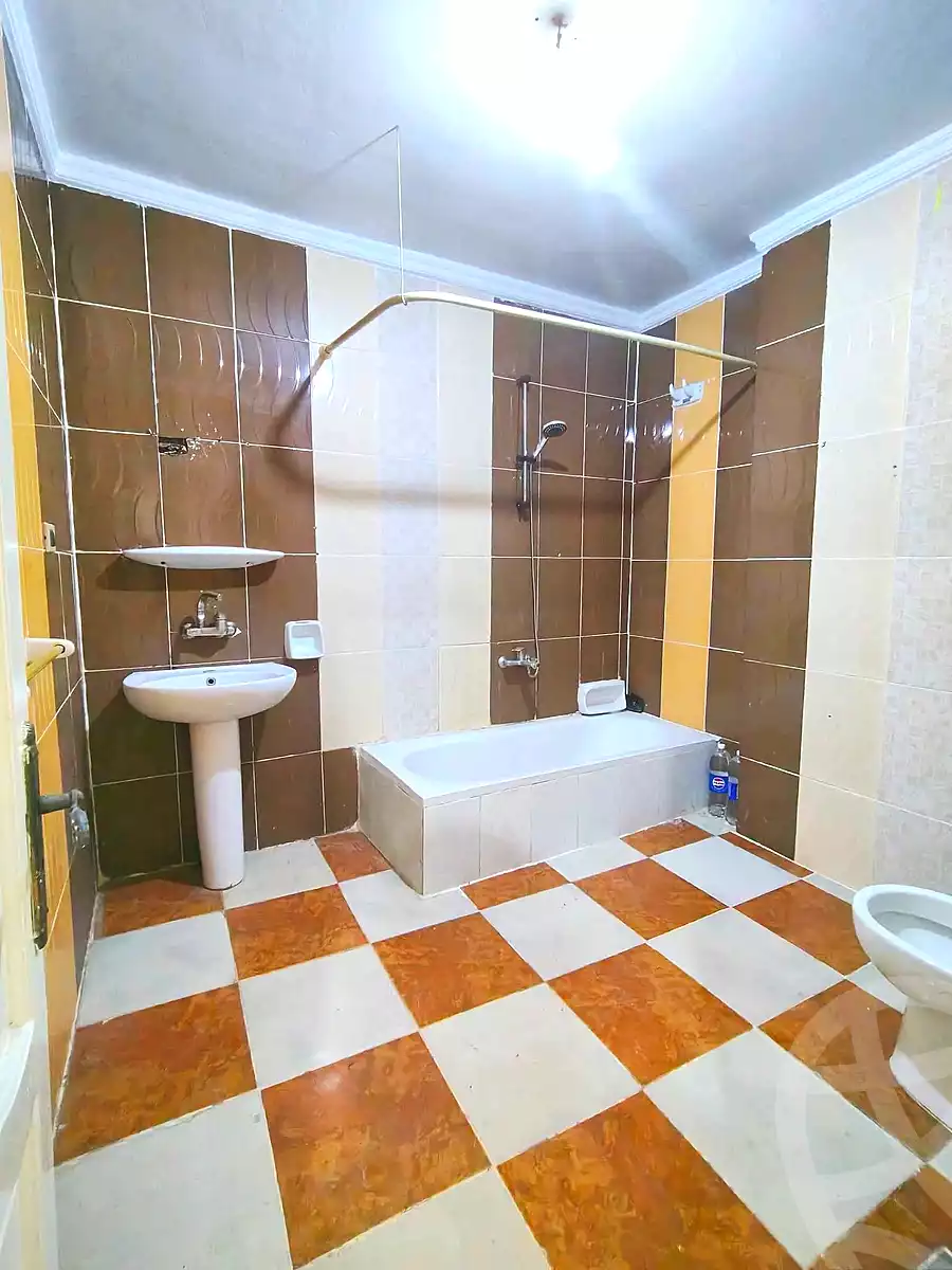 https://aqarmap.com.eg/en/listing/7211040-for-sale-alexandria-el-mandara-alex-el-mandara-bahri-sidi-kamal-st