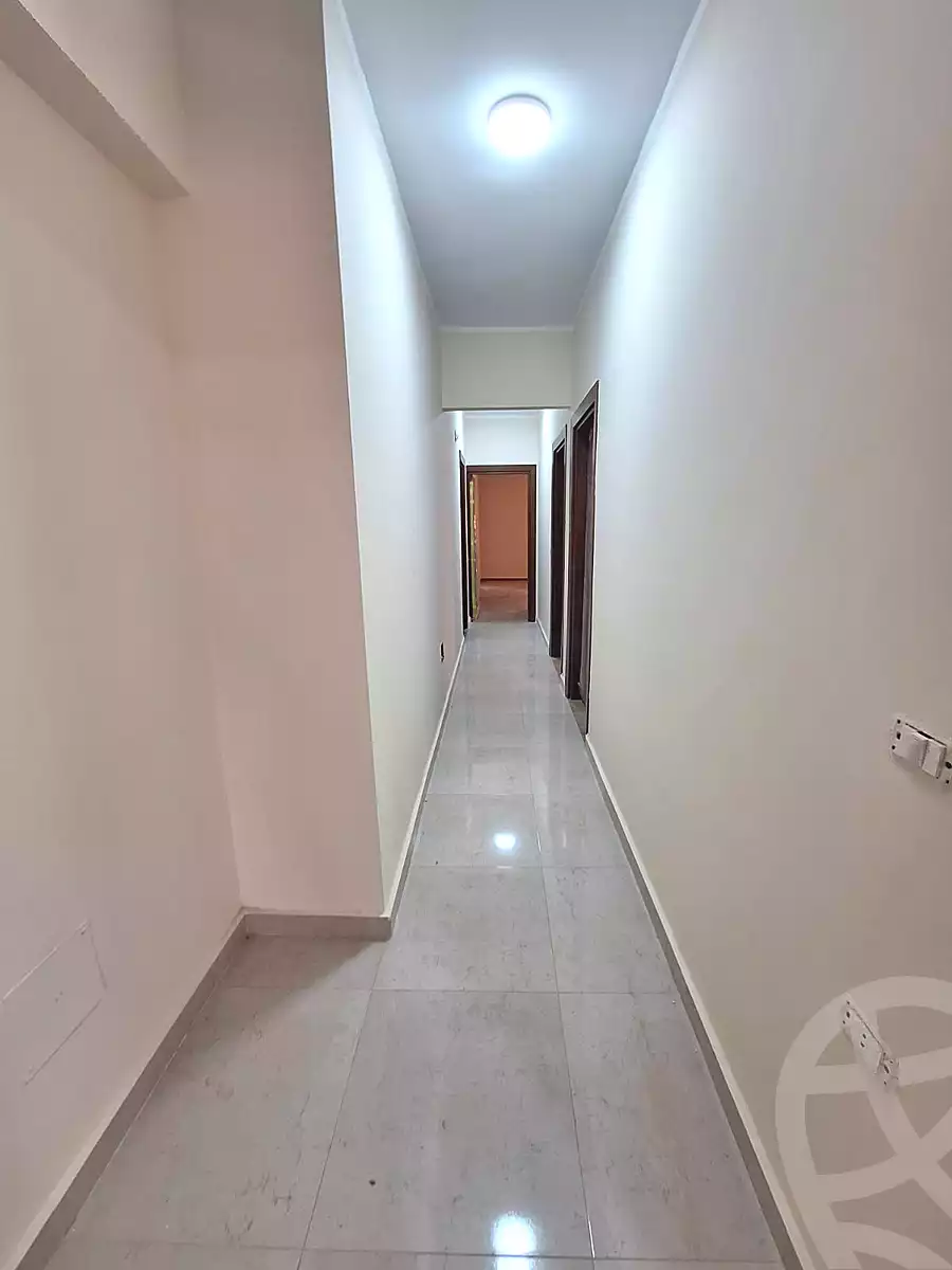 https://aqarmap.com.eg/ar/listing/7211064-for-rent-cairo-new-cairo-ganob-el-akadamiya-south-academy-o-el-sheikh-mostafa-ismael-st