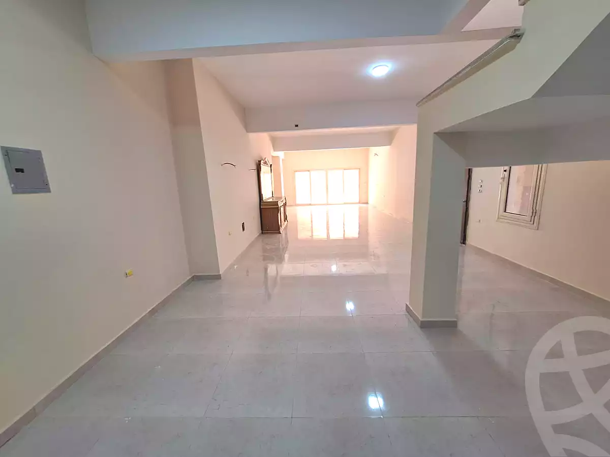 https://aqarmap.com.eg/ar/listing/7211064-for-rent-cairo-new-cairo-ganob-el-akadamiya-south-academy-o-el-sheikh-mostafa-ismael-st
