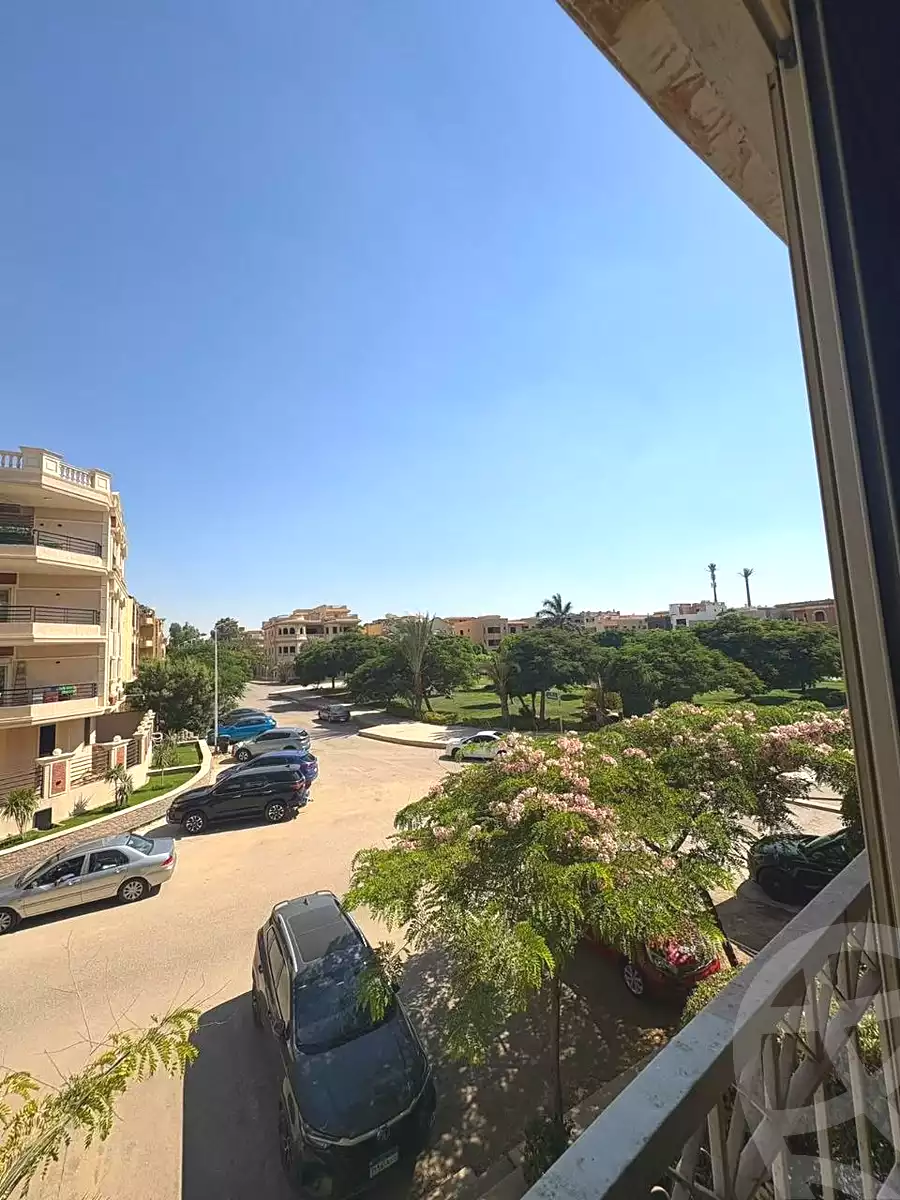 https://aqarmap.com.eg/en/listing/7211297-for-sale-cairo-new-cairo-ganob-el-akadamiya-south-academy-b-medhat-el-kholy-st