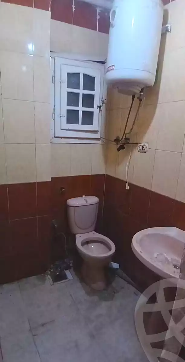 https://aqarmap.com.eg/ar/listing/7211413-for-sale-alexandria-al-agamy-el-hanouvel