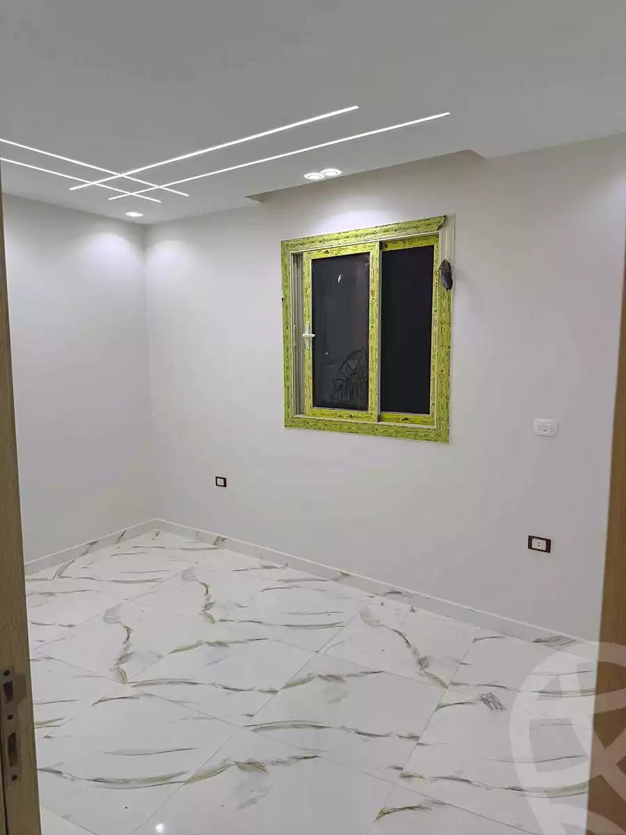 https://aqarmap.com.eg/ar/listing/7211496-for-sale-cairo-el-haram-el-lebeny-soltan-khattab-st