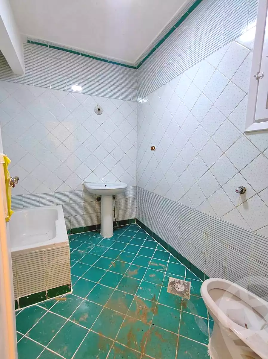https://aqarmap.com.eg/ar/listing/7211510-for-sale-alexandria-al-agamy-shataa-el-nakheel