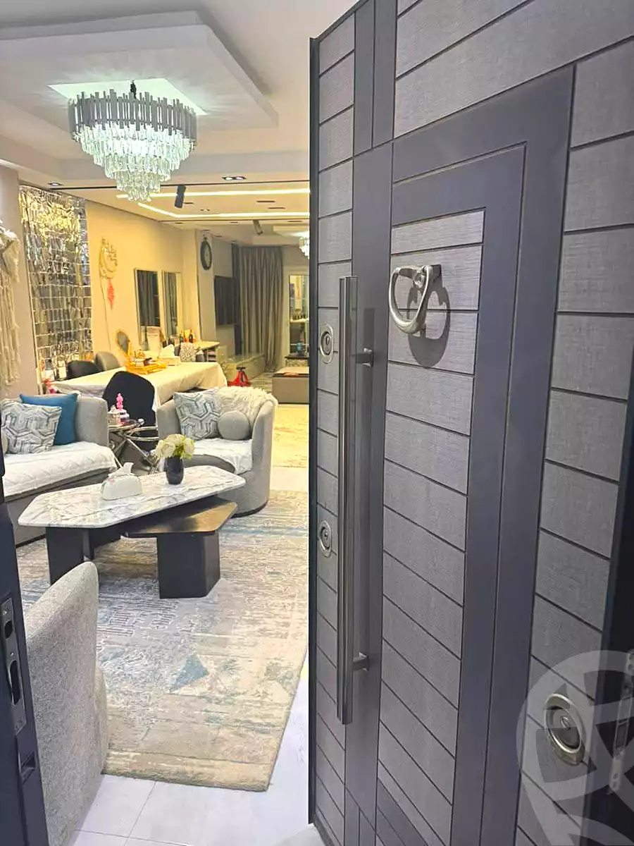 https://aqarmap.com.eg/ar/listing/7211603-for-rent-cairo-ain-shams-el-naam-mostafa-hafez-st