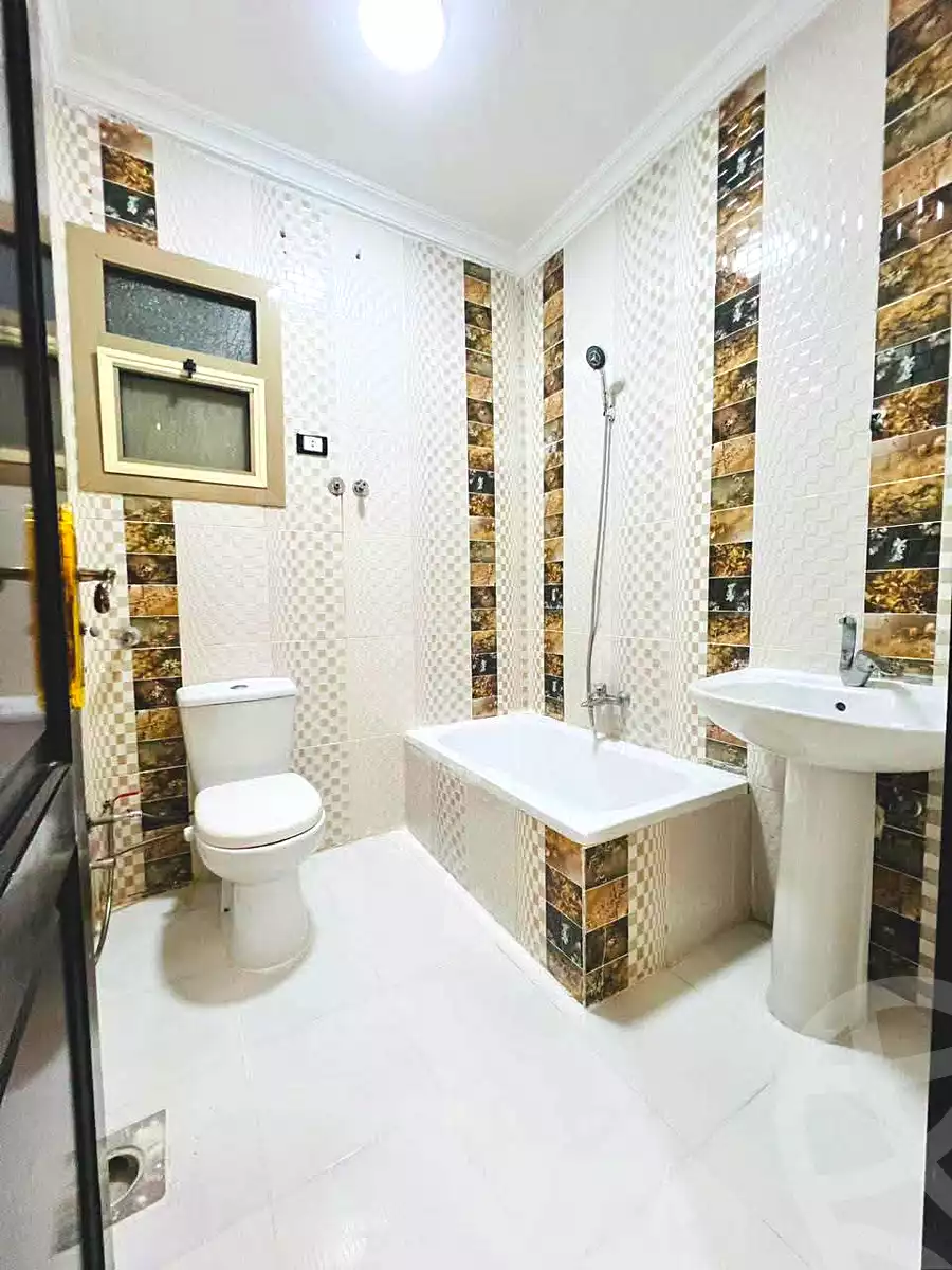 https://aqarmap.com.eg/en/listing/7211686-for-sale-alexandria-al-agamy-shataa-el-nakheel