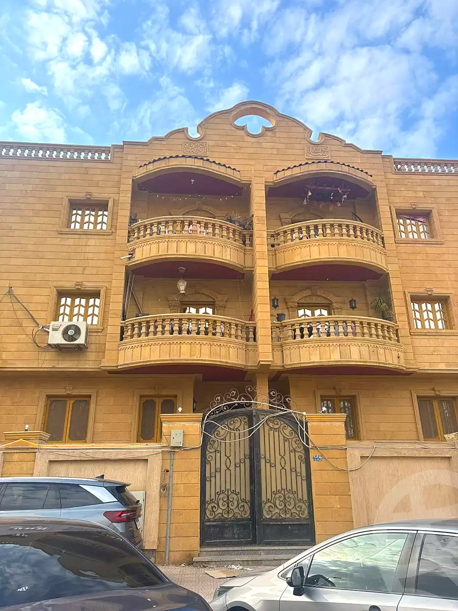 https://aqarmap.com.eg/ar/listing/7211738-for-sale-cairo-new-cairo-el-ahyaa-third-neighborhood-street-16