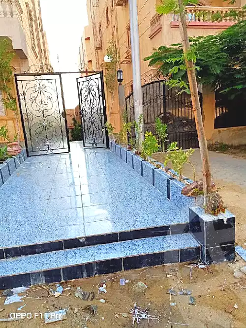 https://aqarmap.com.eg/ar/listing/7211759-for-rent-cairo-new-cairo-el-yassamin-el-yasmeen-3-mohamed-rahim-st