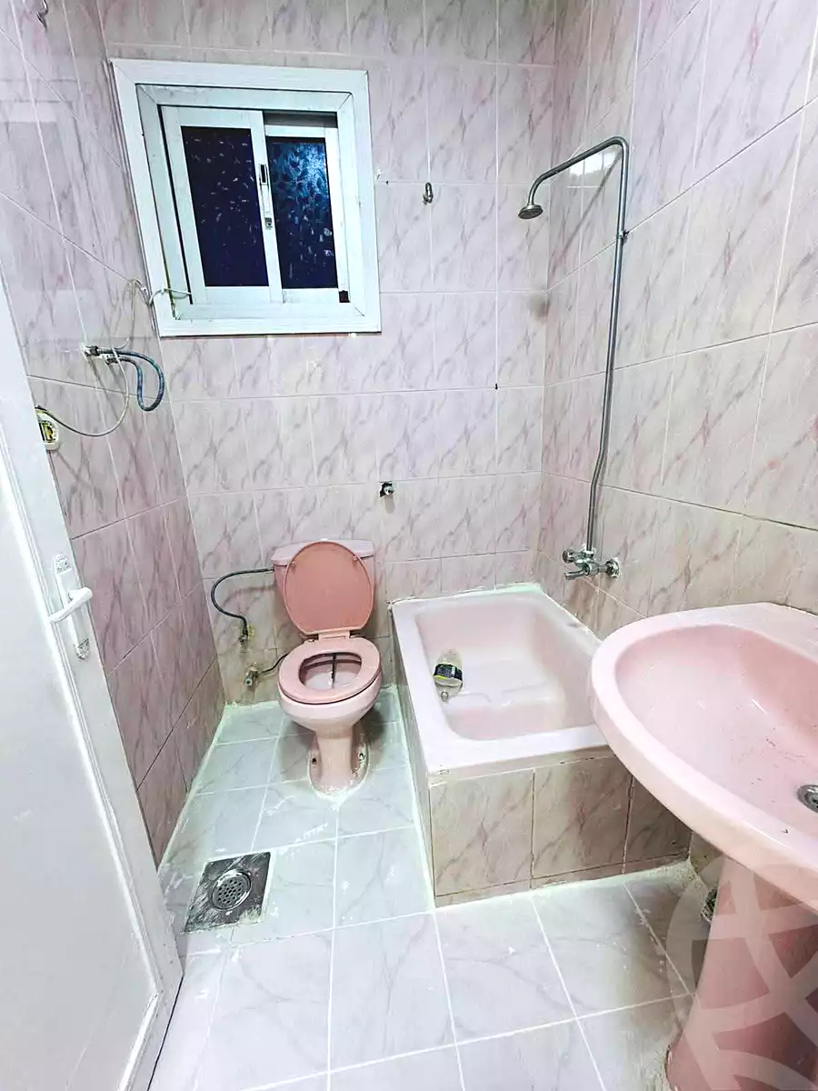 https://aqarmap.com.eg/ar/listing/7212024-for-sale-alexandria-al-agamy-shataa-el-nakheel