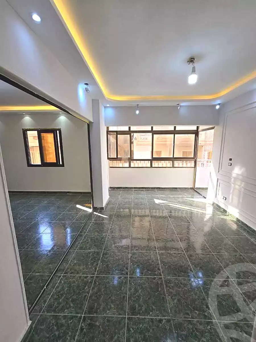 https://aqarmap.com.eg/ar/listing/7212039-for-sale-alexandria-miami-shr-jml-bd-lnsr