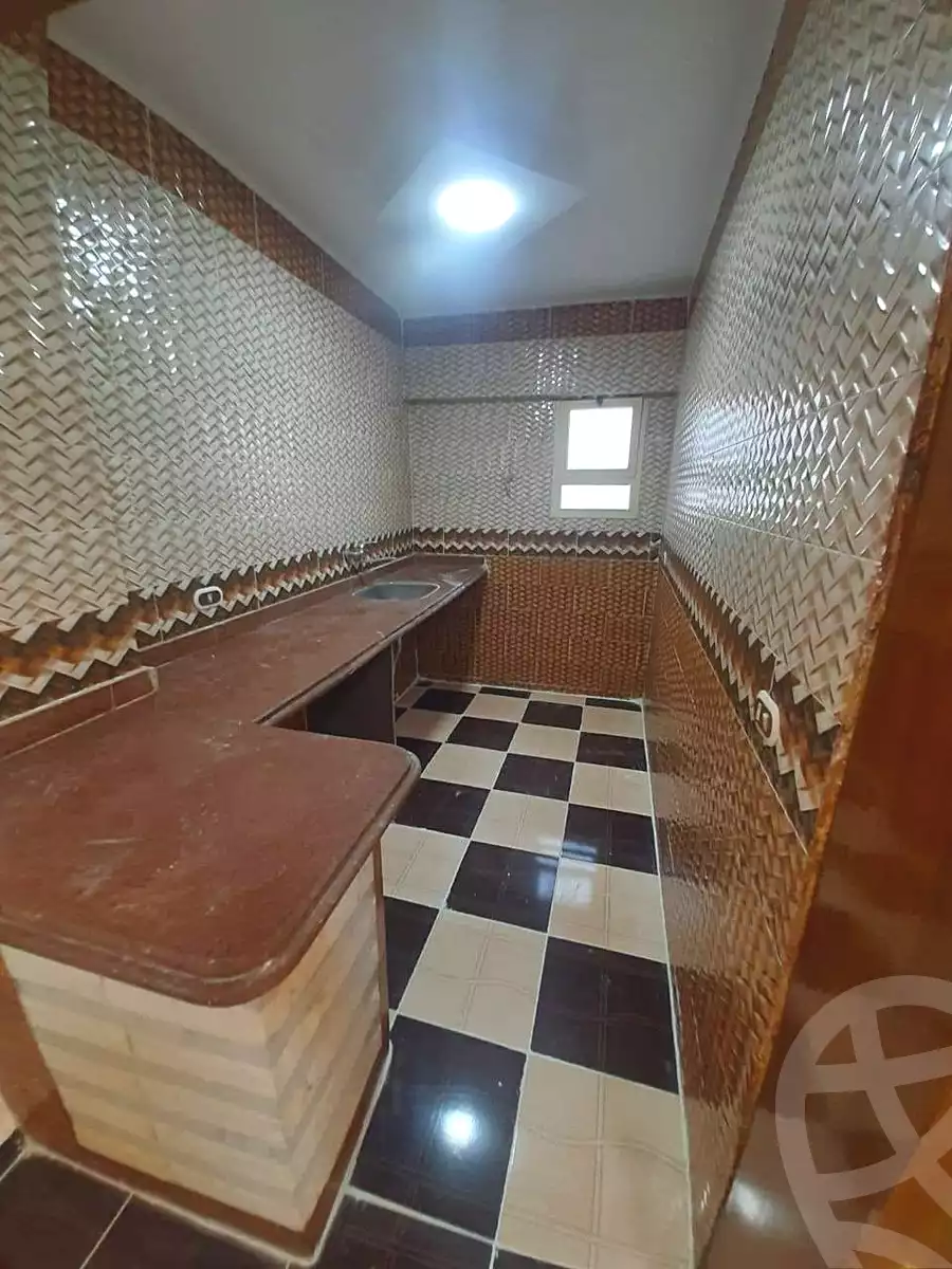 https://aqarmap.com.eg/ar/listing/7212093-for-sale-alexandria-al-agamy-shataa-el-nakheel
