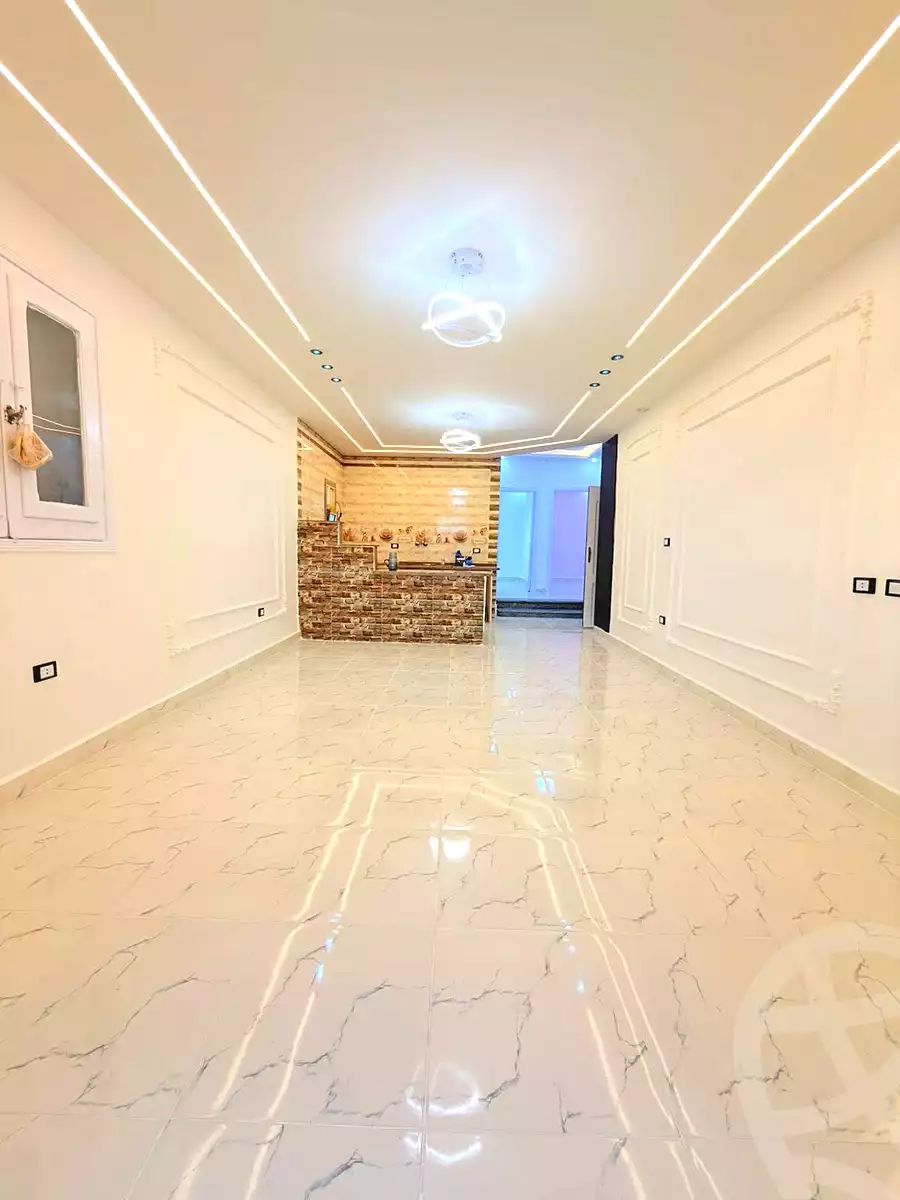 https://aqarmap.com.eg/ar/listing/7212113-for-sale-alexandria-al-agamy-shataa-el-nakheel