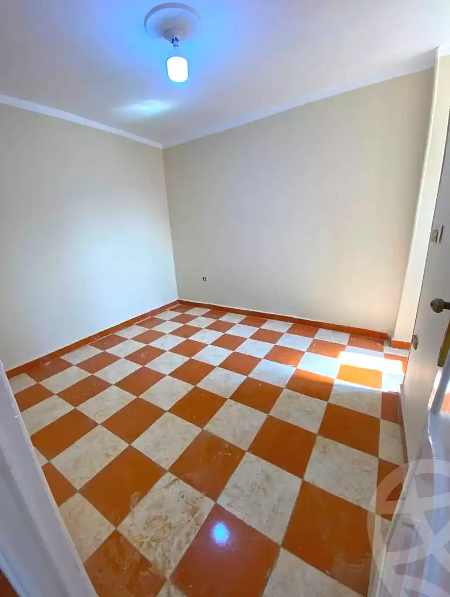 https://aqarmap.com.eg/en/listing/7211958-for-sale-cairo-el-haram-shareaa-khatem-el-morsalen