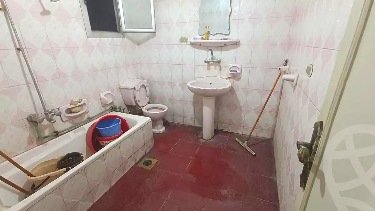 https://aqarmap.com.eg/ar/listing/7212347-for-sale-alexandria-lsywf-gamila-abu-herid-st