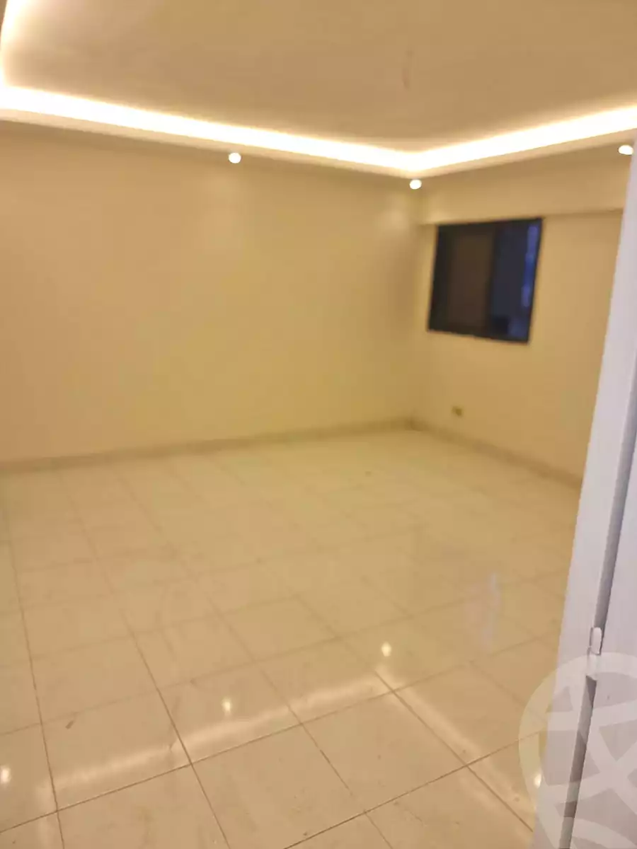 https://aqarmap.com.eg/ar/listing/7212593-for-sale-cairo-ljyz-el-bahr-el-azam-el-khalej-buildings