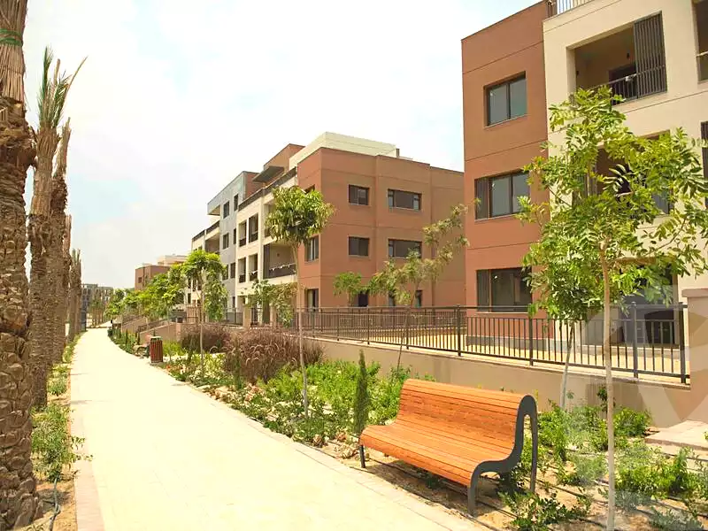https://aqarmap.com.eg/ar/listing/7212680-for-rent-cairo-new-cairo-compounds-district-5-the-plateau-district-5