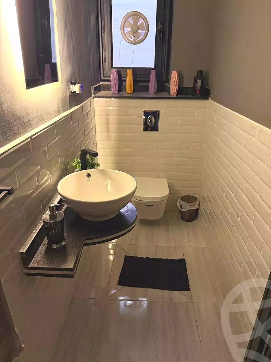https://aqarmap.com.eg/ar/listing/7212913-for-sale-cairo-new-cairo-compounds-dh-ykwn-2-ryzydns-styl-hwm