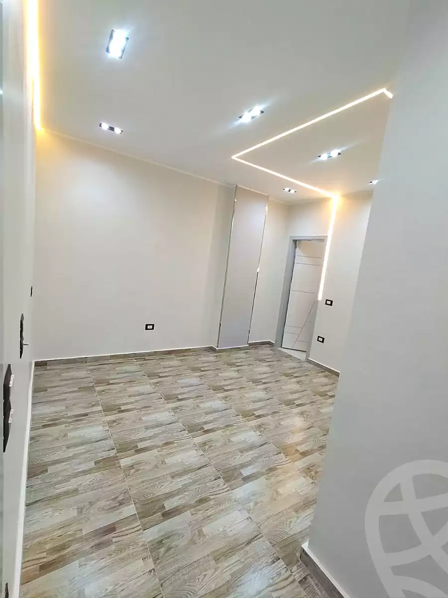 https://aqarmap.com.eg/en/listing/7212927-for-sale-cairo-6th-of-october-hadaeq-october-compounds-el-fardoos-city