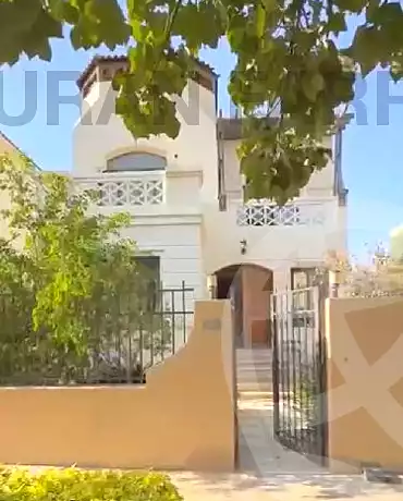 https://aqarmap.com.eg/en/listing/7212922-for-sale-cairo-new-cairo-compounds-hyde-park-centre-ville-hyde-park