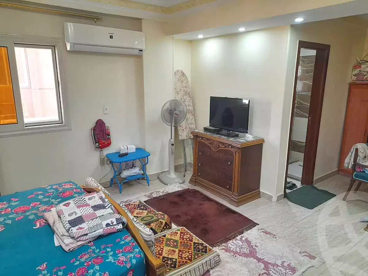 https://aqarmap.com.eg/ar/listing/7212952-for-sale-cairo-6th-of-october-el-ahyaa-neighborhood-2nd-divided-from-al-kafrawei-st