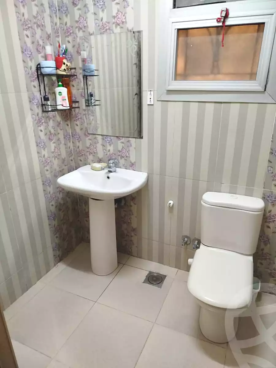 https://aqarmap.com.eg/en/listing/7213141-for-sale-cairo-el-sheikh-zayed-city-compounds-el-yasmeen-compound