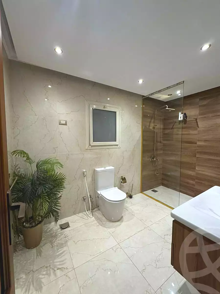 https://aqarmap.com.eg/ar/listing/7213148-for-sale-cairo-el-sheikh-zayed-city-compounds-el-khamayel
