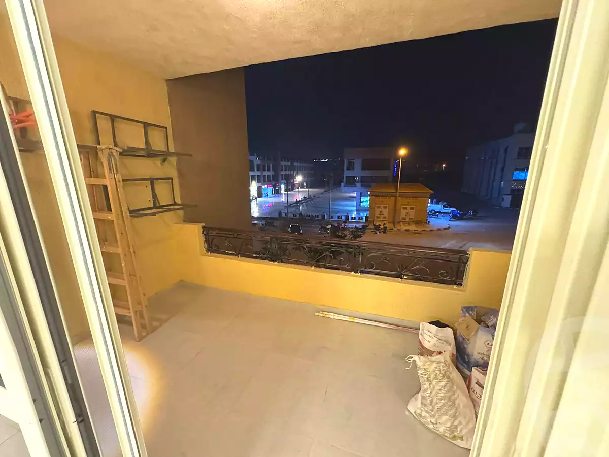 https://aqarmap.com.eg/ar/listing/7213175-for-sale-cairo-el-sheikh-zayed-city-compounds-el-khamayel