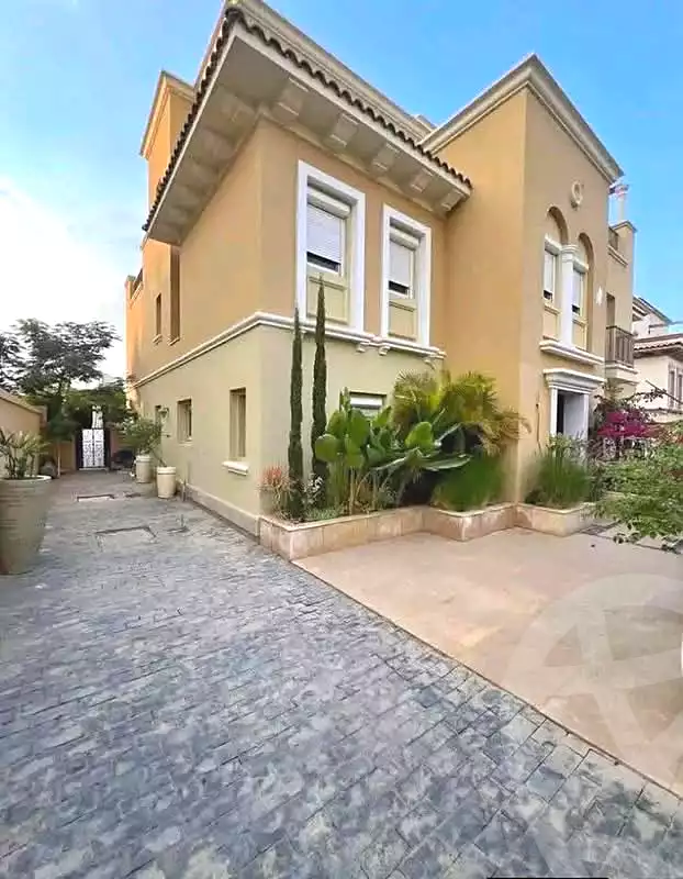 https://aqarmap.com.eg/en/listing/7213215-for-sale-cairo-new-cairo-compounds-hyde-park-parkway-hyde-park-compound