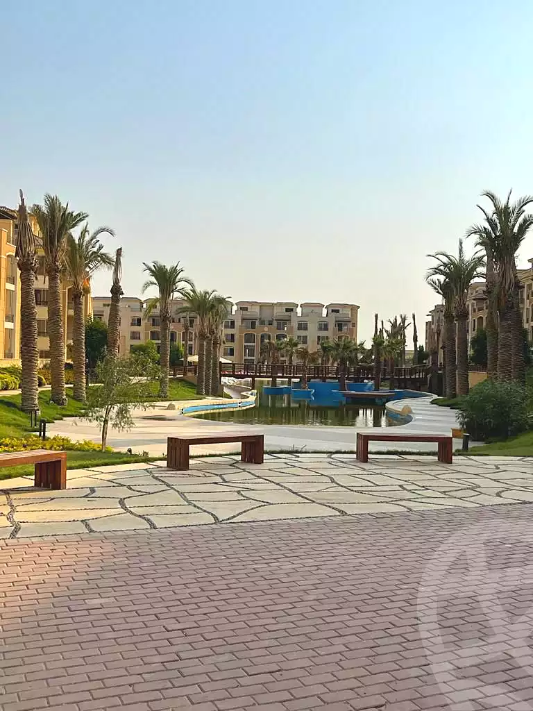 https://aqarmap.com.eg/ar/listing/7213480-for-sale-cairo-new-cairo-compounds-stwn-ryzydns-by-ar-y-llttwyr