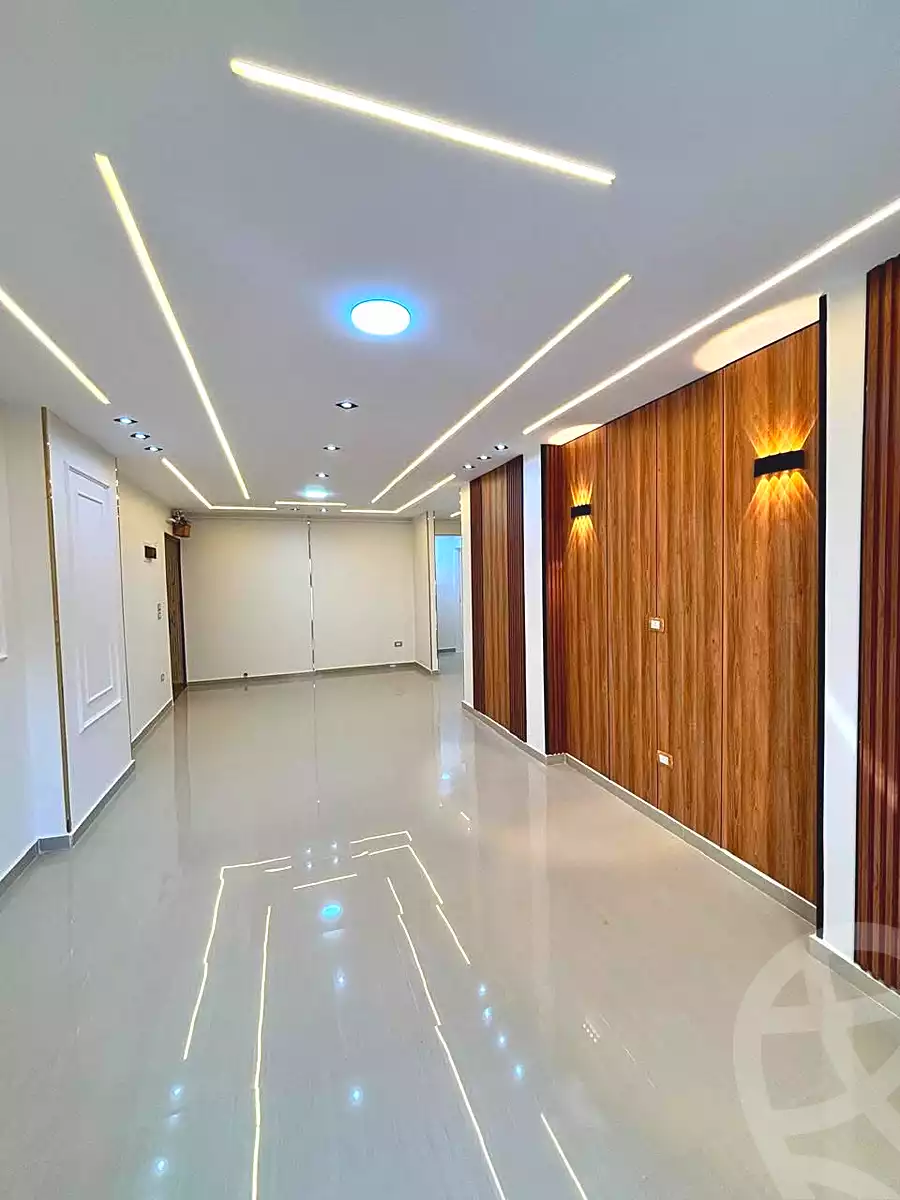 https://aqarmap.com.eg/ar/listing/7213924-for-sale-alexandria-sydy-bshr-sydy-bshr-bhry-shr-mhmwd-l-yswy