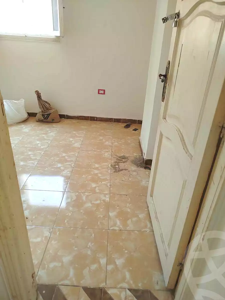 https://aqarmap.com.eg/ar/listing/7213961-for-sale-alexandria-al-agamy-el-hanouvel-el-kholafaa-el-rashdeen-st