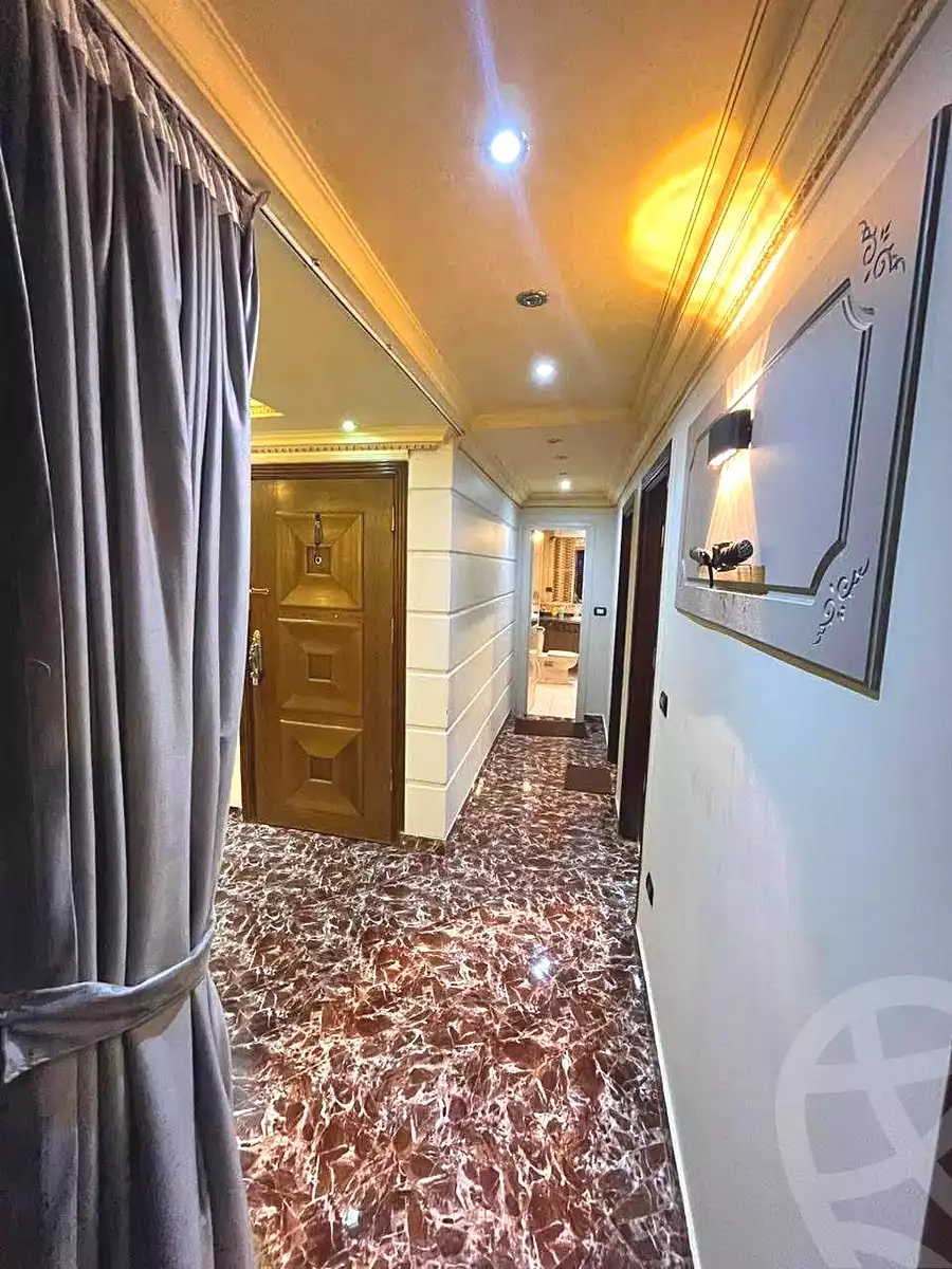 https://aqarmap.com.eg/ar/listing/7214117-for-sale-cairo-ain-shams-ain-shams-el-sharkia