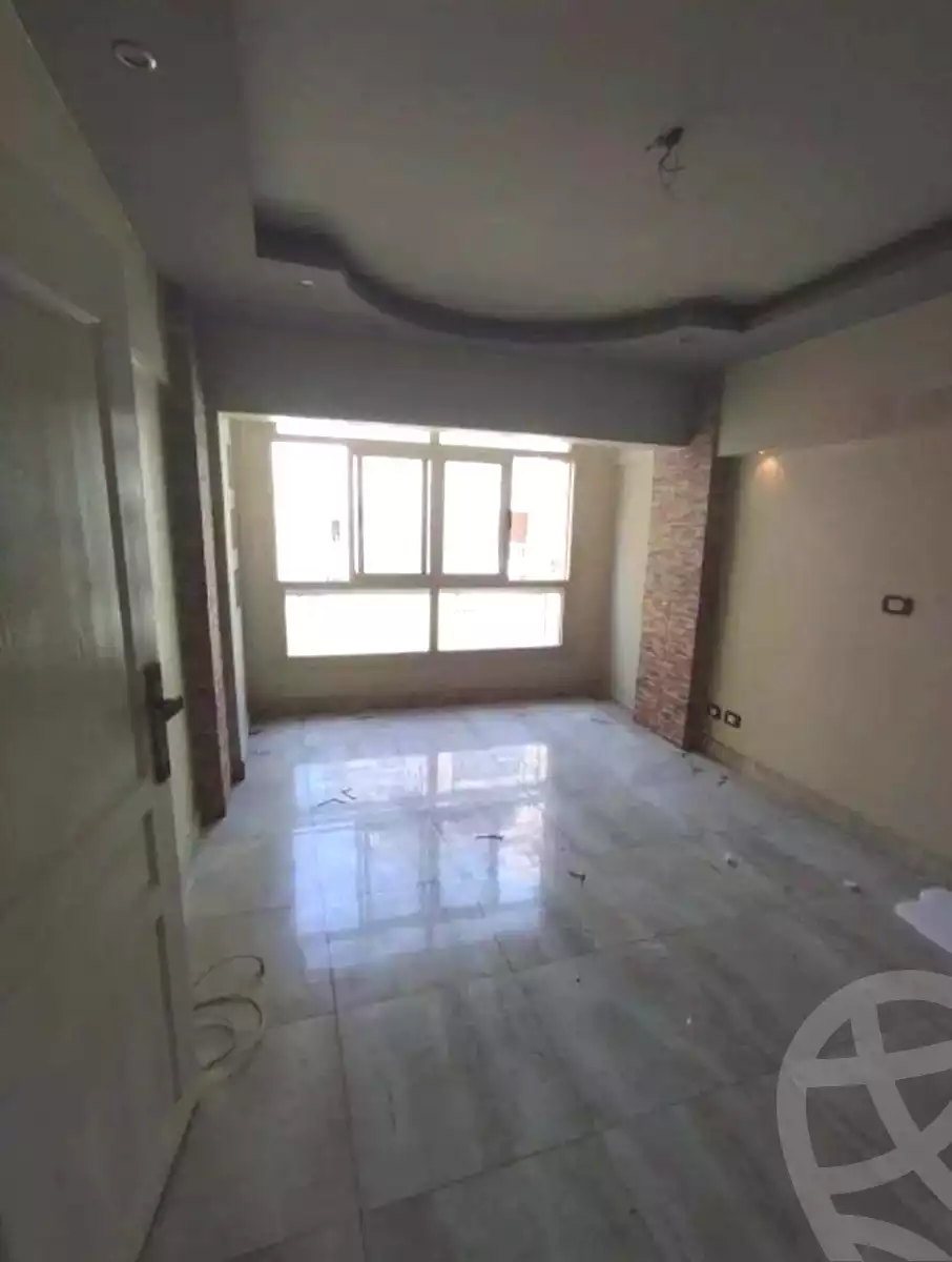 https://aqarmap.com.eg/ar/listing/7214219-for-rent-alexandria-moharram-bey