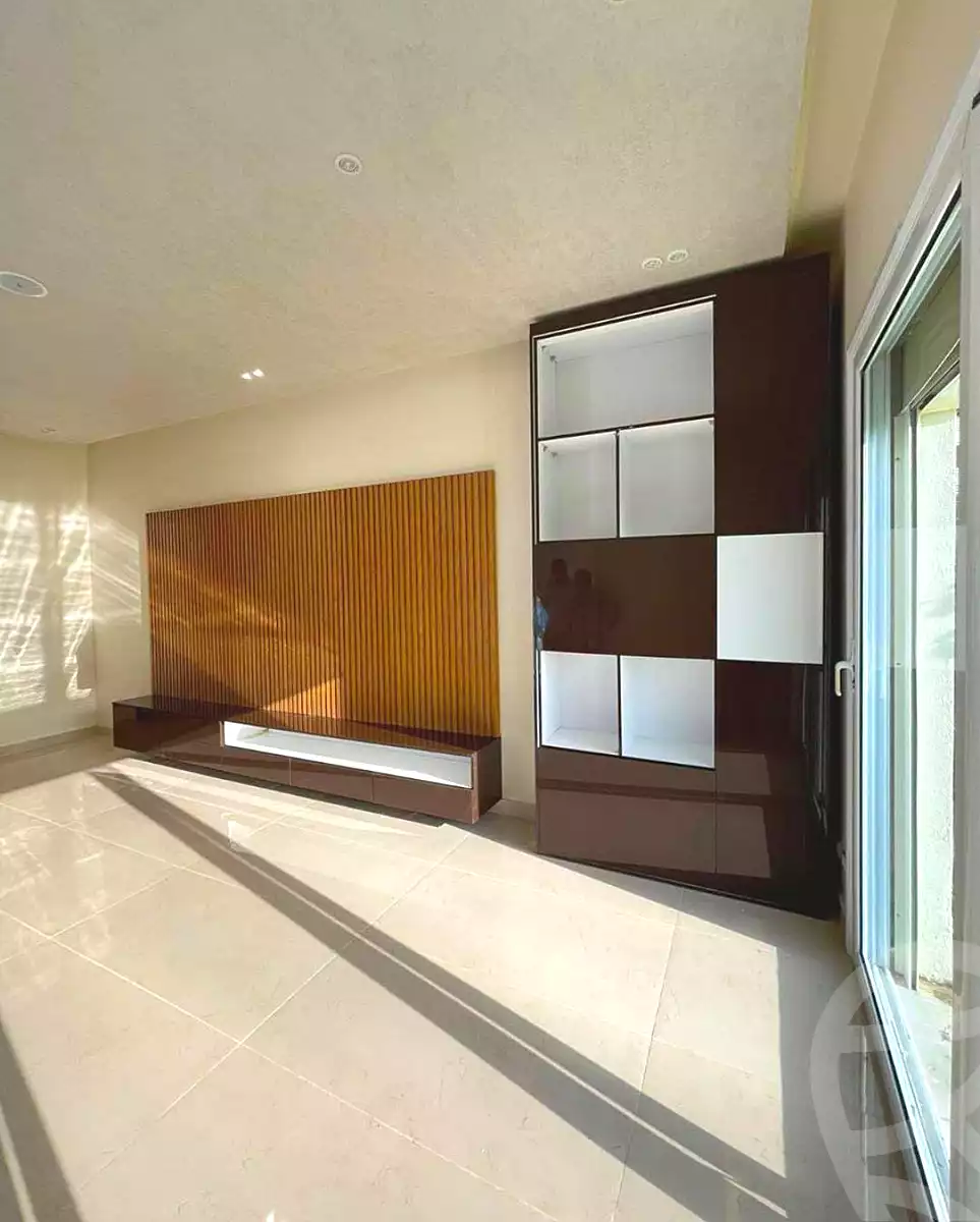 https://aqarmap.com.eg/en/listing/7214576-for-sale-cairo-new-cairo-compounds-mayan-compound-stm