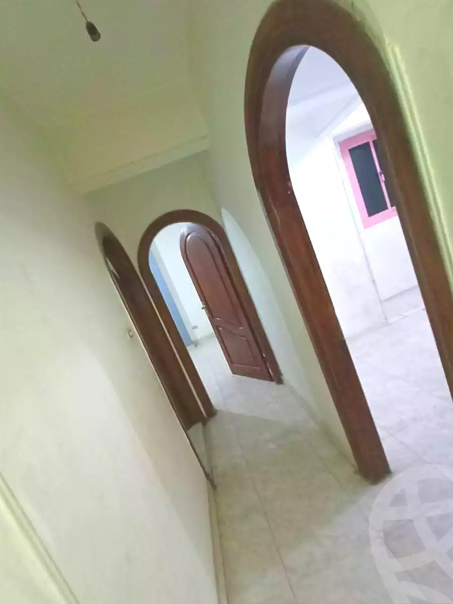 https://aqarmap.com.eg/en/listing/7214701-for-sale-cairo-helwan-helwan-el-sharkeya-thabit-basha-st