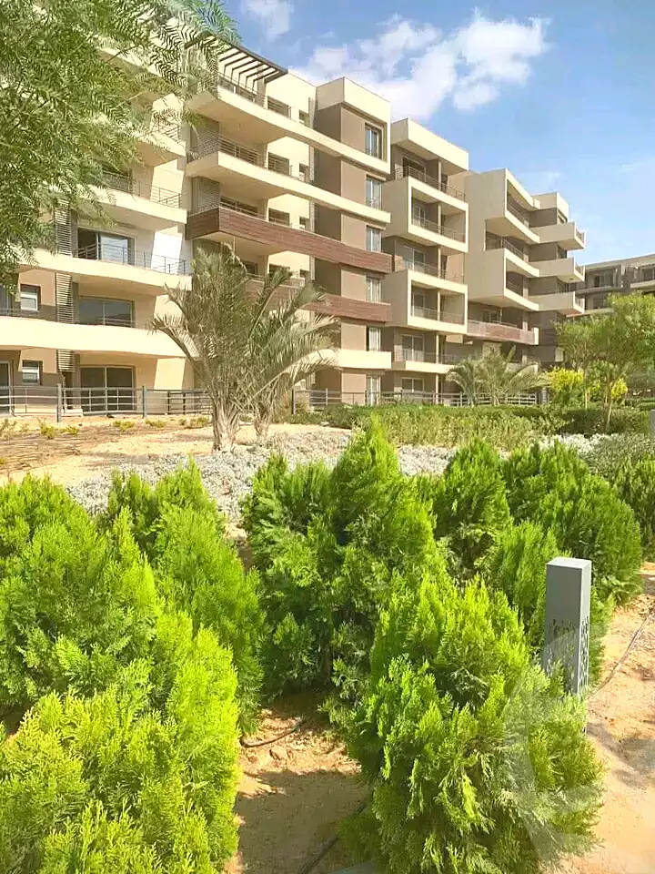 https://aqarmap.com.eg/ar/listing/7214895-for-sale-cairo-new-cairo-compounds-blm-hylz-nyw-kyrw