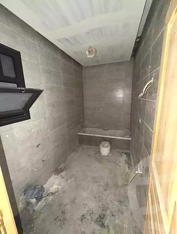https://aqarmap.com.eg/en/listing/7215261-for-sale-alexandria-camp-cesar