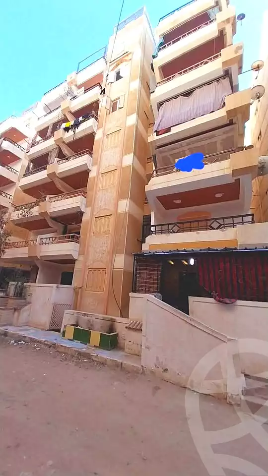 https://aqarmap.com.eg/ar/listing/7215302-for-sale-alexandria-al-agamy-shataa-el-nakheel