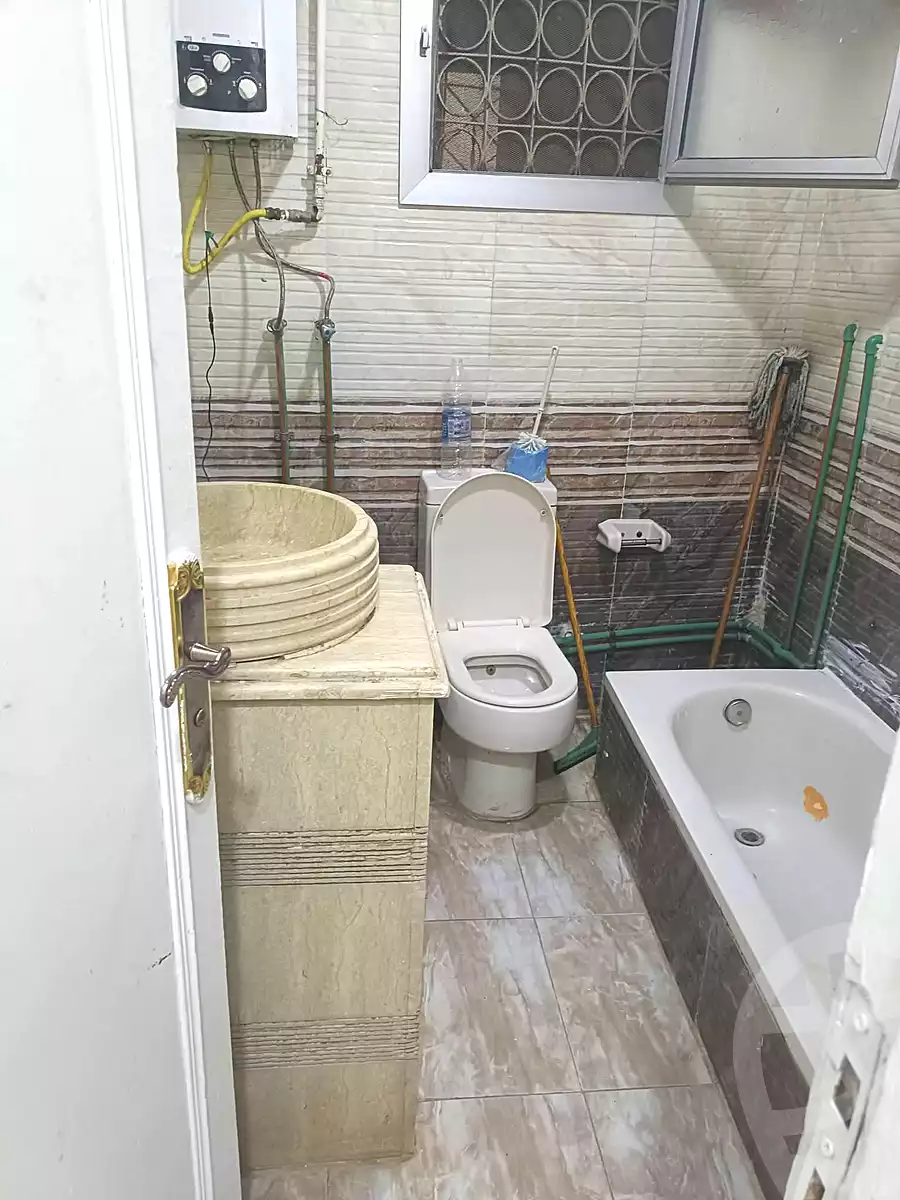 https://aqarmap.com.eg/ar/listing/7215374-for-rent-cairo-ain-shams-mnshy-lthryr