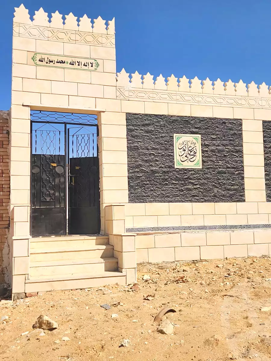 https://aqarmap.com.eg/ar/listing/7215414-for-sale-cairo-6th-of-october-el-wahatt-road