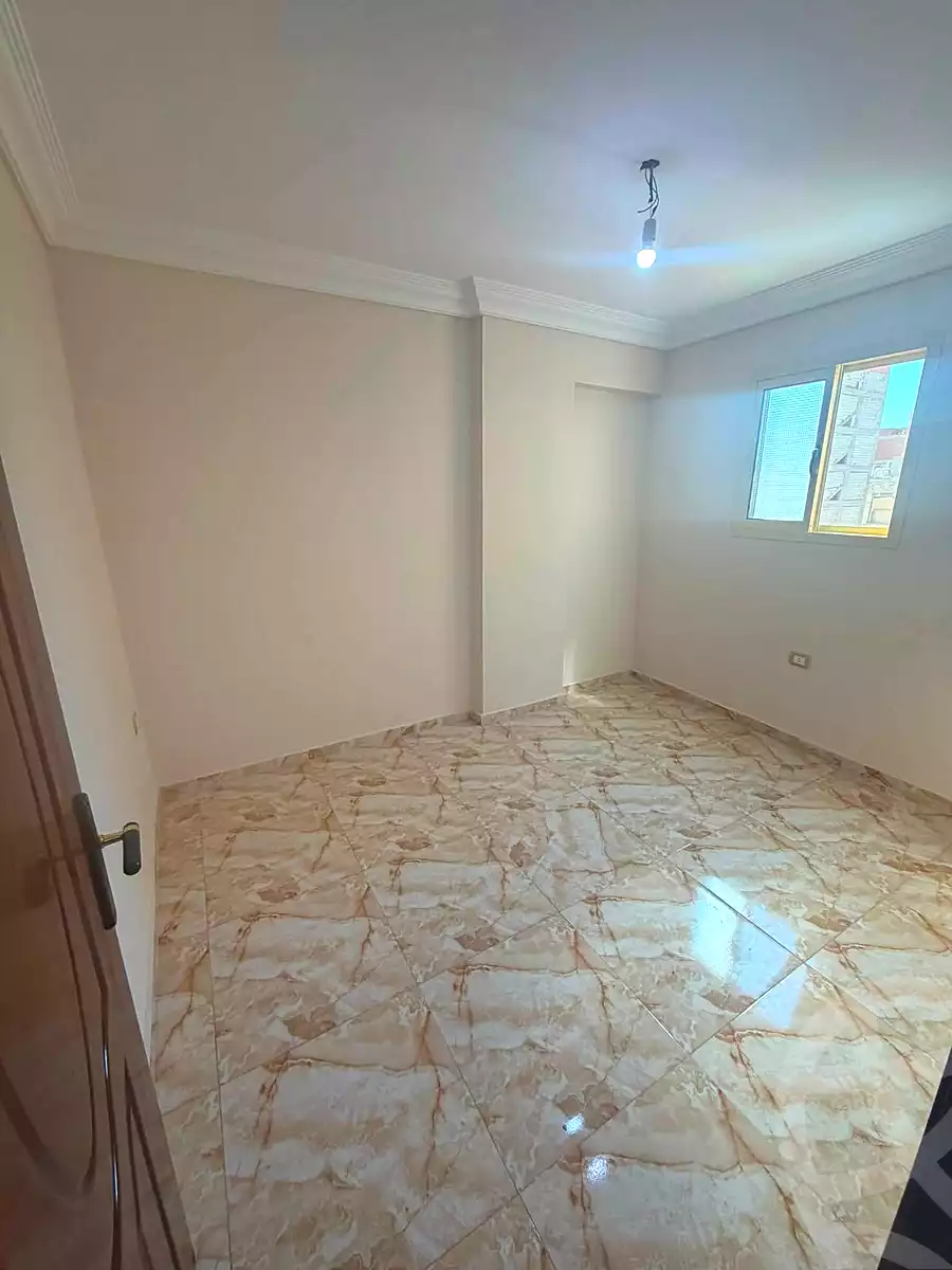 https://aqarmap.com.eg/ar/listing/7215727-for-sale-alexandria-lsywf-el-falki