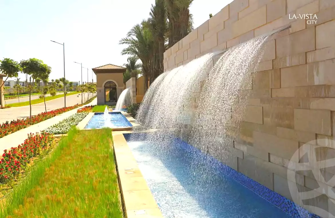 https://aqarmap.com.eg/ar/listing/7215980-for-sale-cairo-new-administrative-capital-r4-la-vista-city