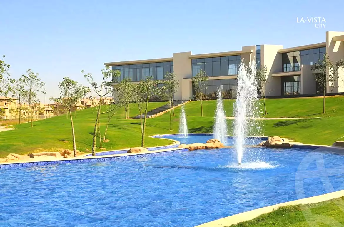 https://aqarmap.com.eg/ar/listing/7215980-for-sale-cairo-new-administrative-capital-r4-la-vista-city
