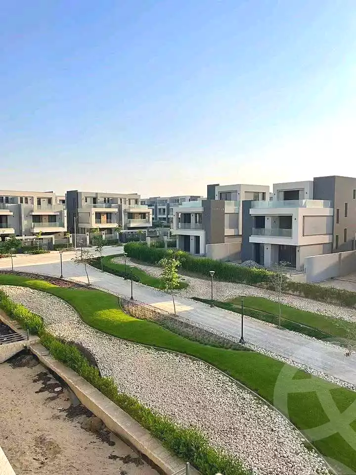 https://aqarmap.com.eg/ar/listing/7215984-for-sale-cairo-new-administrative-capital-r4-la-vista-city