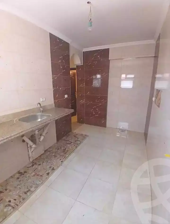 https://aqarmap.com.eg/ar/listing/7216012-for-sale-alexandria-smwh-ljdyd